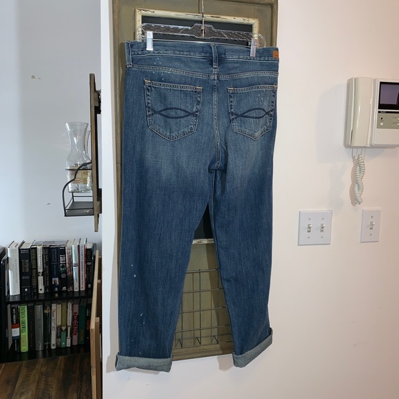 The A&F Boyfriend Straight Jean - Picture 5 of 7